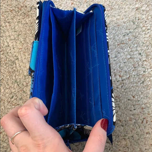 Vera Bradley Wallet - Picture 4 of 4
